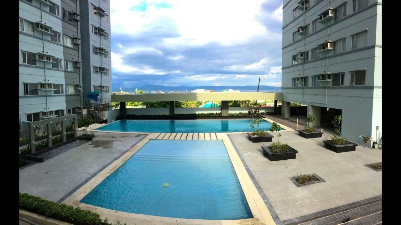 Avida Towers Davao Lägenhet Exteriör bild